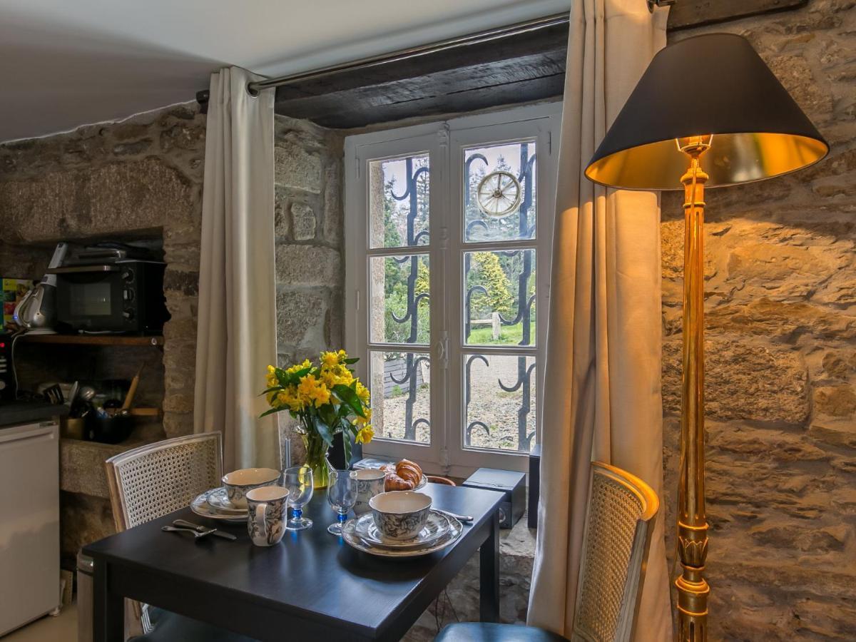 קונקרנו Apartment Le Manoir Du Moros By Interhome מראה חיצוני תמונה